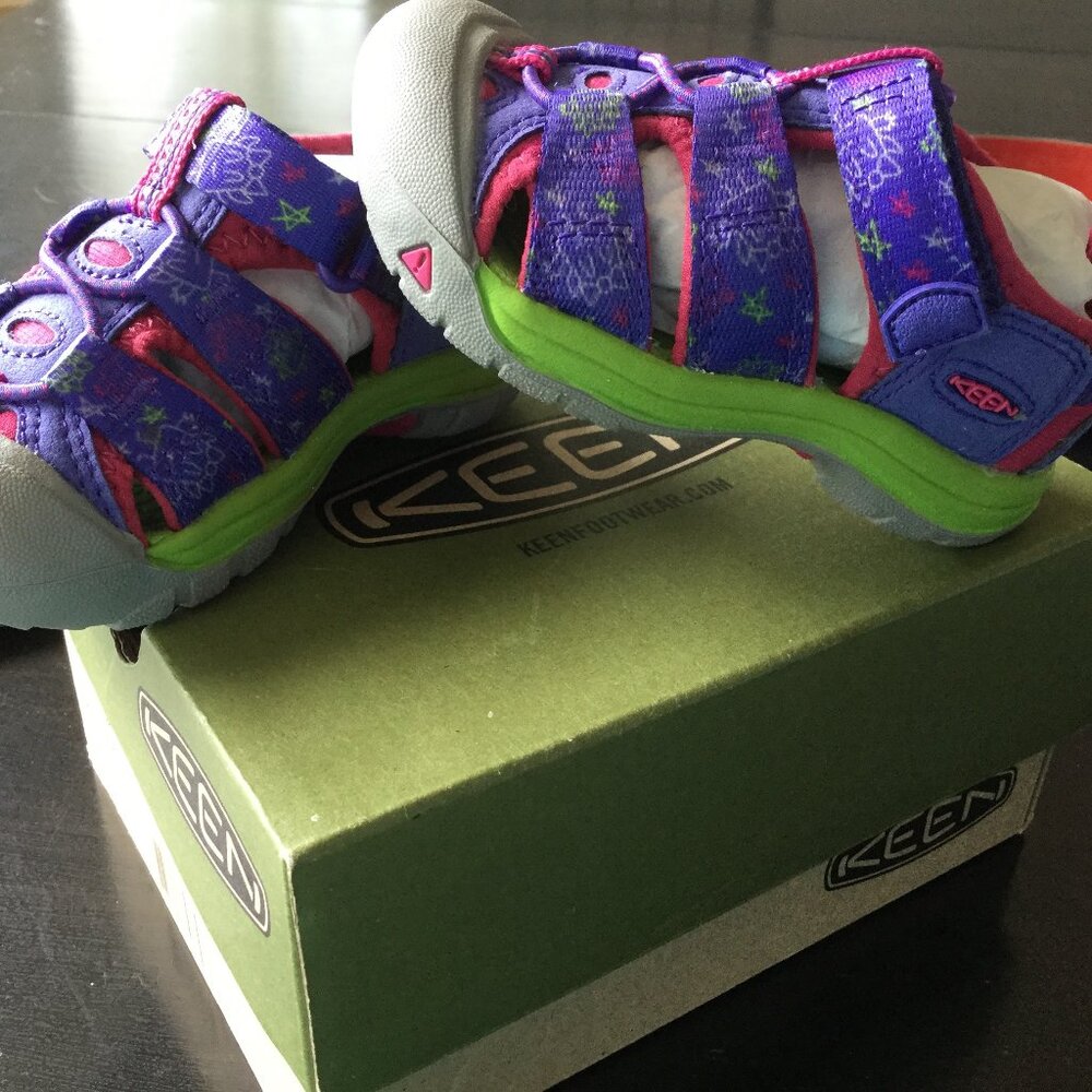 Keen Toddler size 6 Purple and Green Sport Sandals